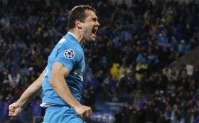 Zenit fan group warns against buying black or gay players